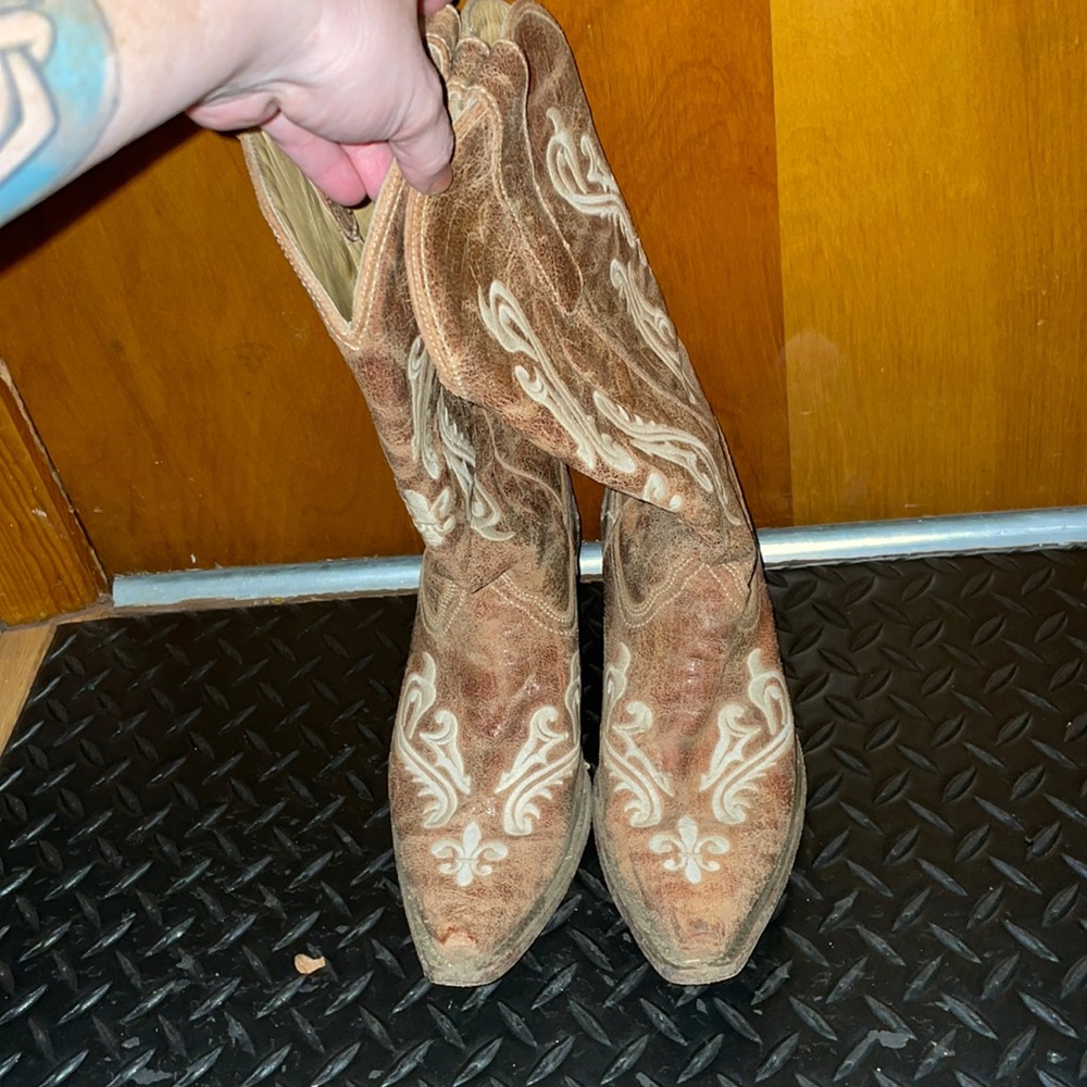 Corral women’s cowboy boots